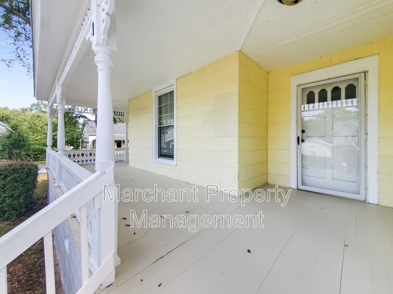 Greenville House: 1 Mission Street