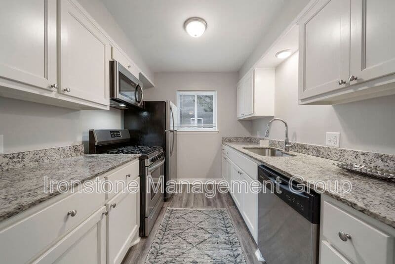 Tulsa House: 3636 S Indianapolis Ave