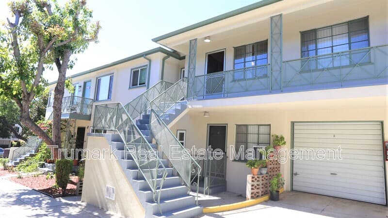 Glendale Condo: 623 W Stocker St