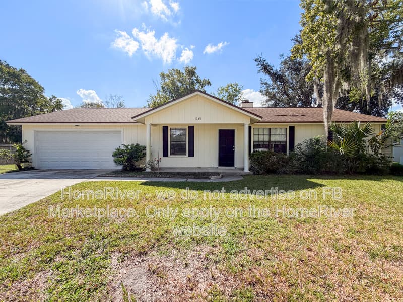 Middleburg House: 1715 Dalby Ct