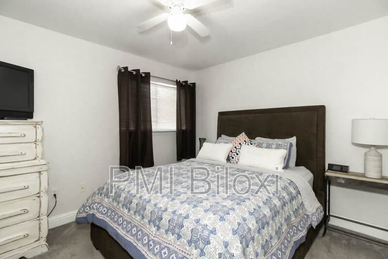Biloxi Condo: 1664 Beach Boulevard