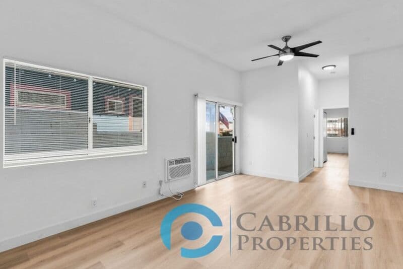 San Diego Condo: 4328 Louisiana Street
