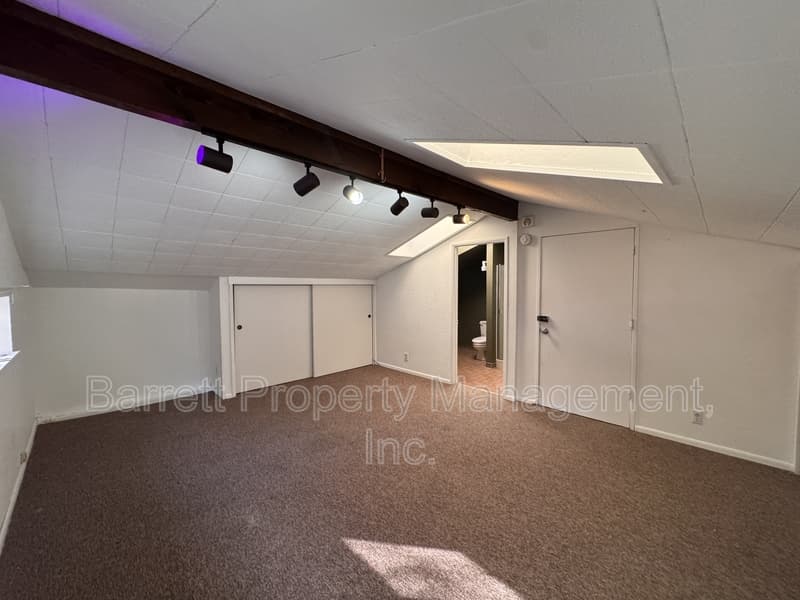 Penn Valley House: 14135 Lodgepole Drive