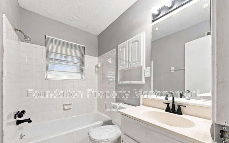 Memphis House: 5361 Timberdale Avenue