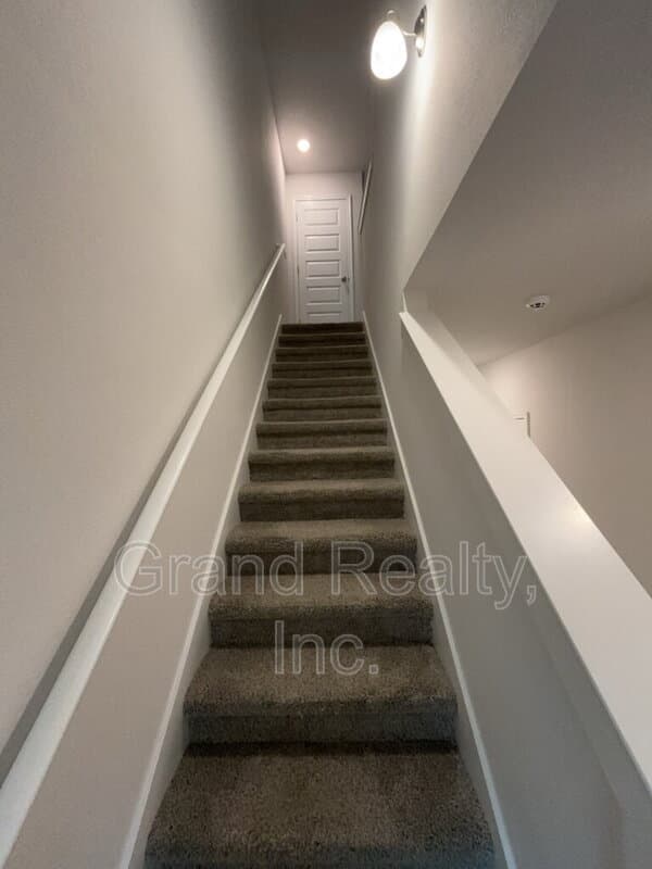 Pensacola Townhome: 1214 Fairchild Vlg Dr