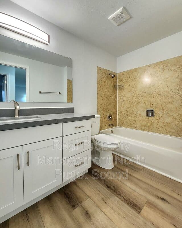 Lynnwood Condo: 13612 36th PL W