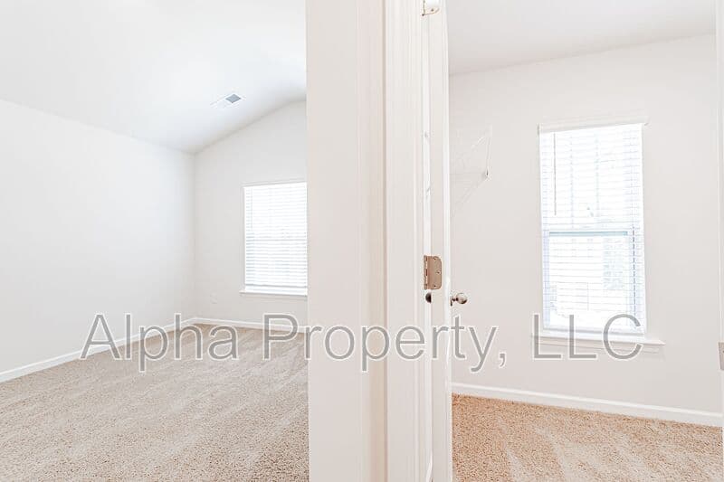 Greer Townhome: 316 Sea Isle Pl