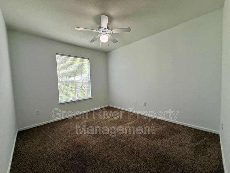Jacksonville House: 10550 Baymeadows Road