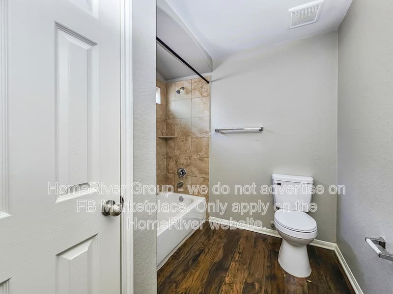 Houston House: 14711 Scenic Sky Way