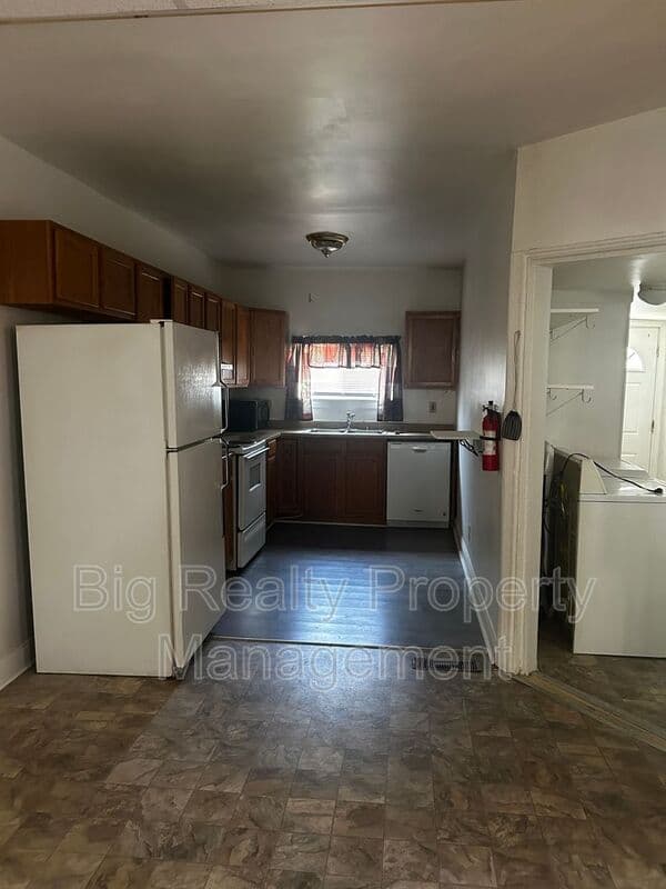 Pottstown House: 441 Walnut St
