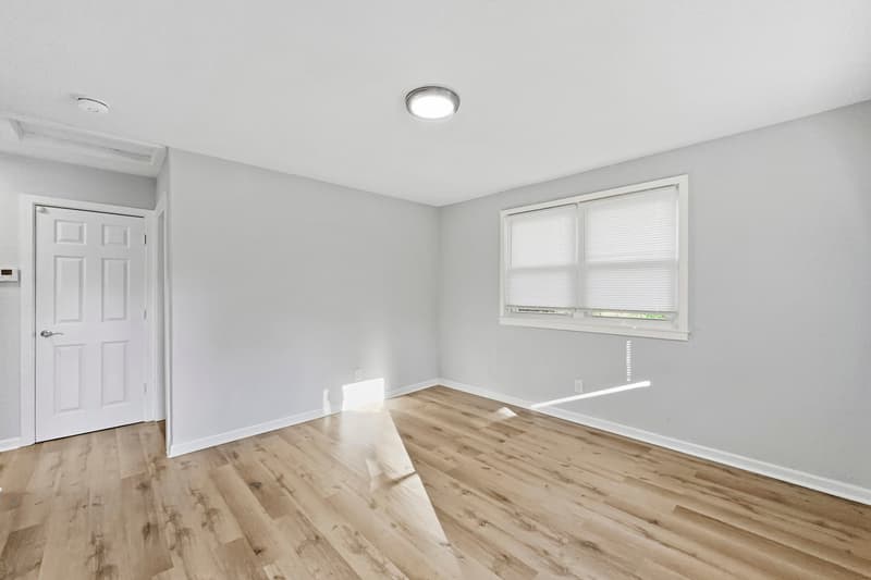 Oak Ridge Condo: 295 South Benedict Avenue