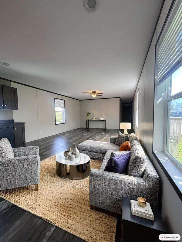 Huxley House: 511 East 1st Street