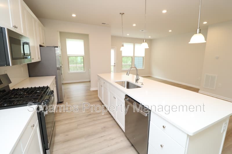 Cary Townhome: 1242 Channing Park Cir