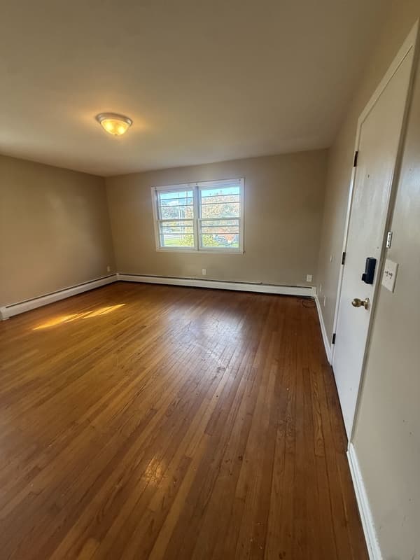 Latham Condo: 12 Pine Street - 2