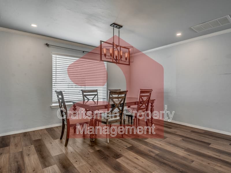 Oklahoma City House: 5313 Northwest 110th Street