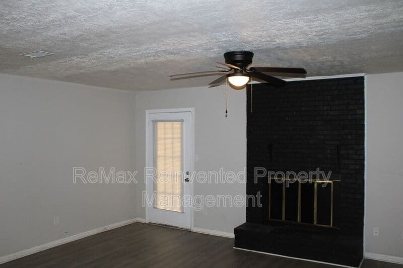 Augusta House: 3109 Jennifer Ct