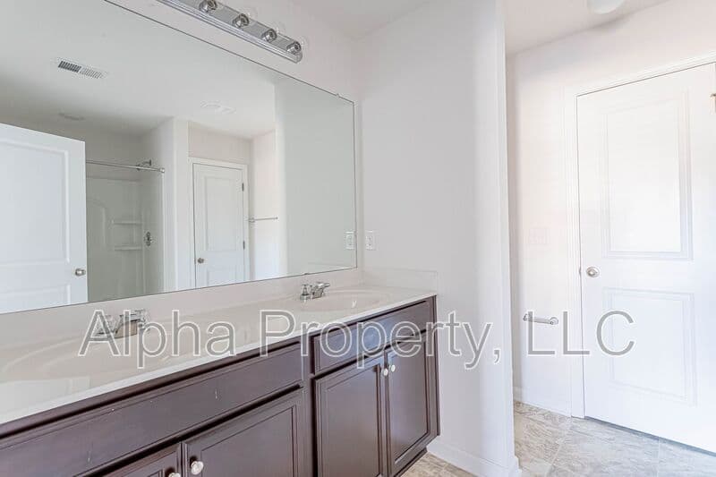 Greer Townhome: 34 Moorlyn Ln