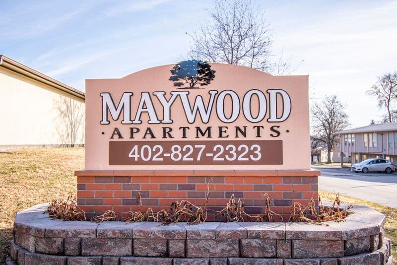Omaha Condo: 5402 S. 77th Street