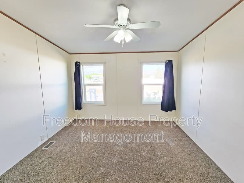 Pahrump House: 1700 Keenan Way