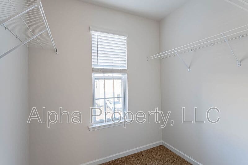 Greer Townhome: 34 Moorlyn Ln