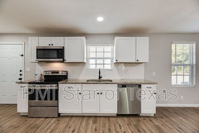 Dallas Condo: 4702 Collins Ave
