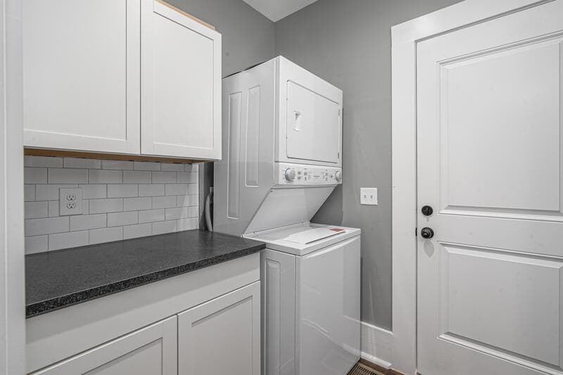Savannah Condo: 509 West 38th Street - A