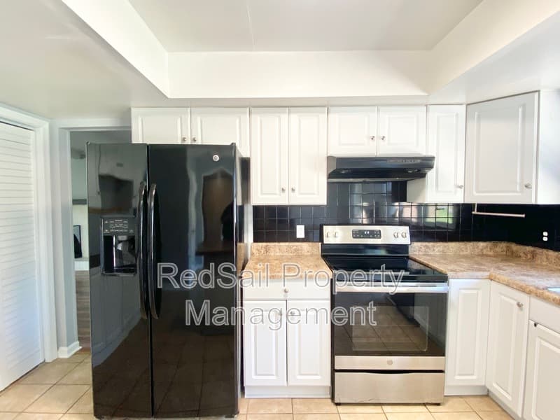 Virginia Beach House: 1028 Anderson Way