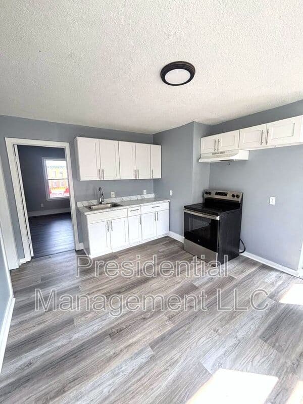 Hartford Condo: 56 Judson Street
