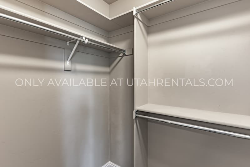 Lehi House: 3342 N 150 W