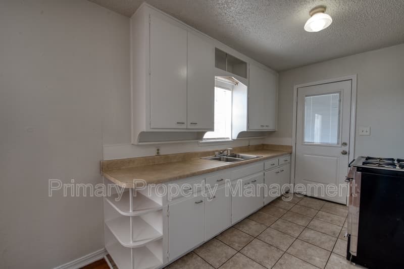 OKC House: 2480 NW 39th Ter