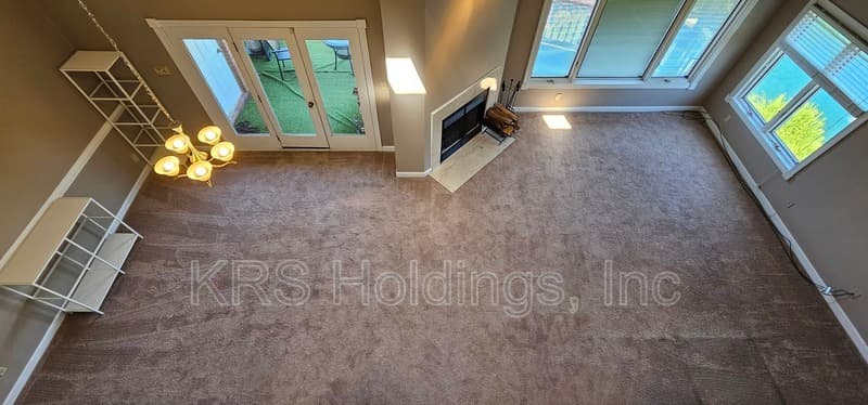 Hampton Condo: 200 Mainsail Dr.