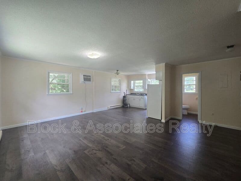 High Point Condo: 1031 Pegram Ave