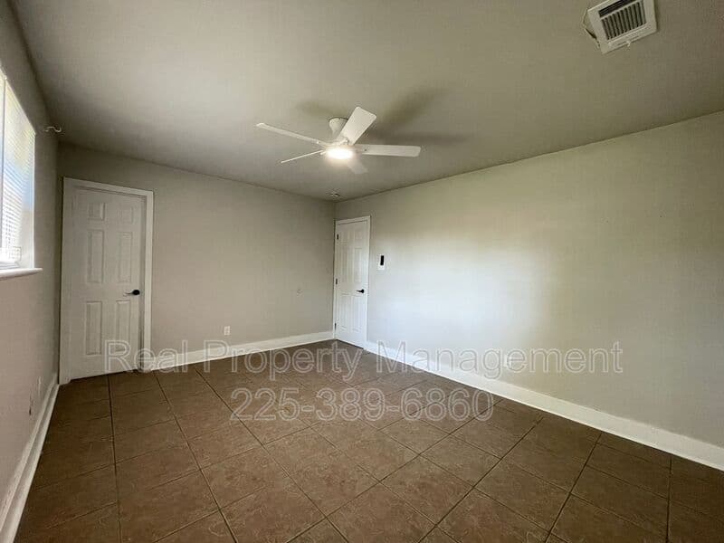 Baton Rouge Condo: 12528 Warfield Ave.