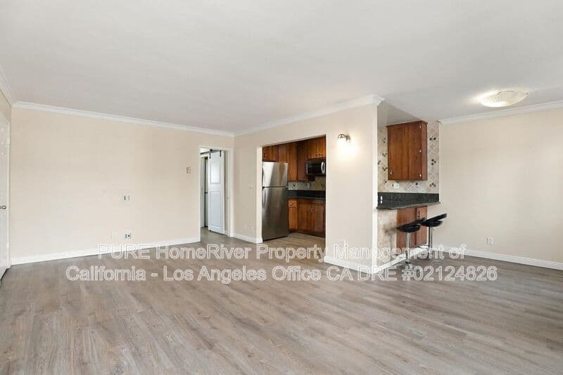 Los Angeles House: 2852 Sawtelle Blvd