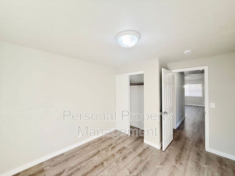 Vancouver House: 15814 SE 15th St.