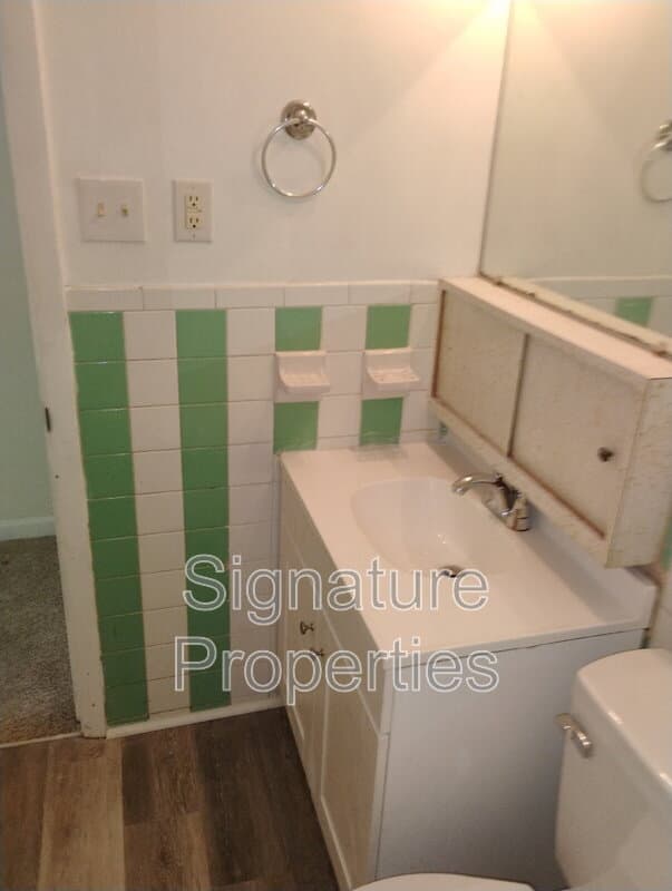 Virginia Beach House: 3825 Annie Ln