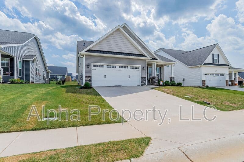 Greer House: 73 Tannery Dr