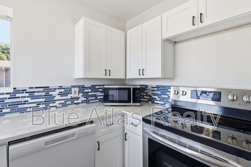 Fort Worth House: 7124 Wagonwheel Road