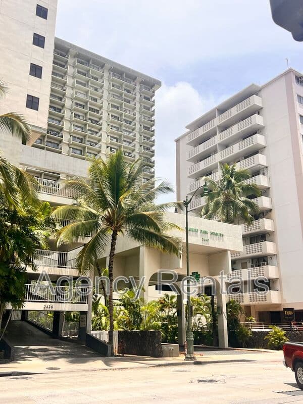 Honolulu Condo: 2440 Kuhio Ave. #1410