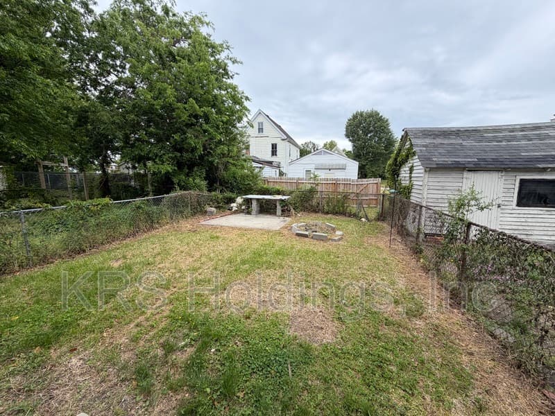 Newport News House: 1145 23rd Street