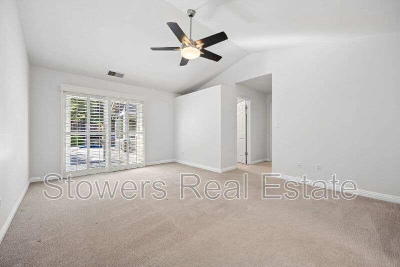 Pleasant Hill House: 26 Driftwood Court