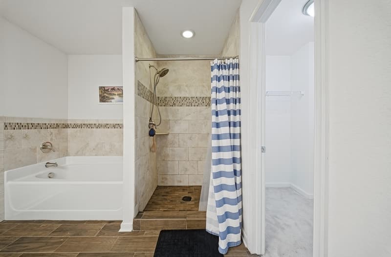 Norfolk House: 1014 Avenue H