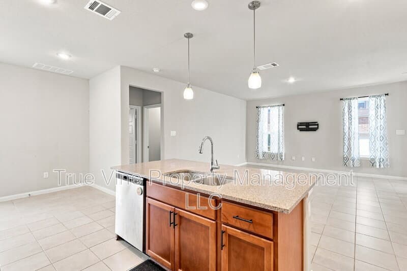 Converse House: 9102 Devils River