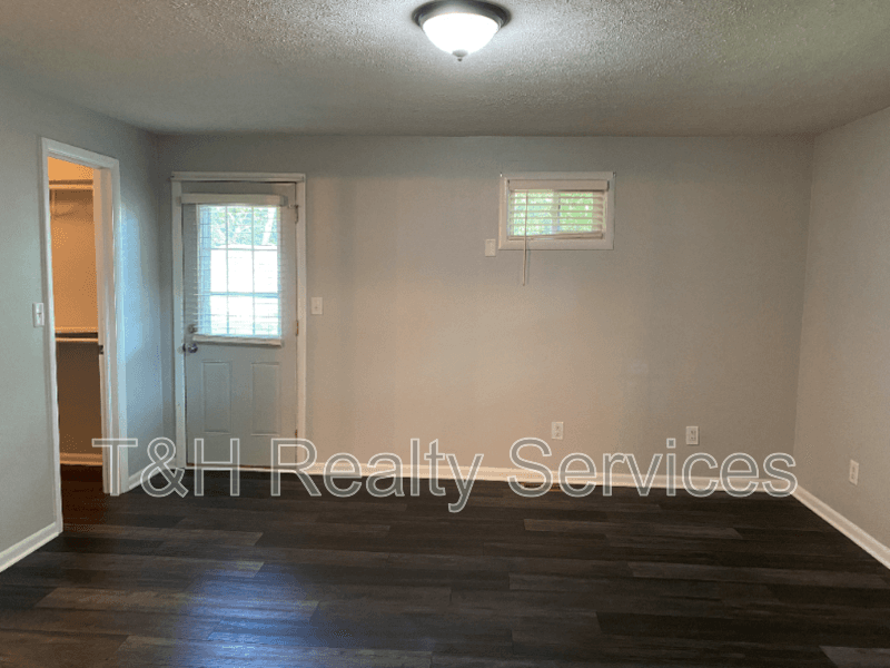 Anderson House: 920 Ellenhurst Drive