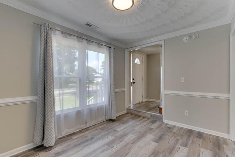 Portsmouth House: 3800 Sunset Point