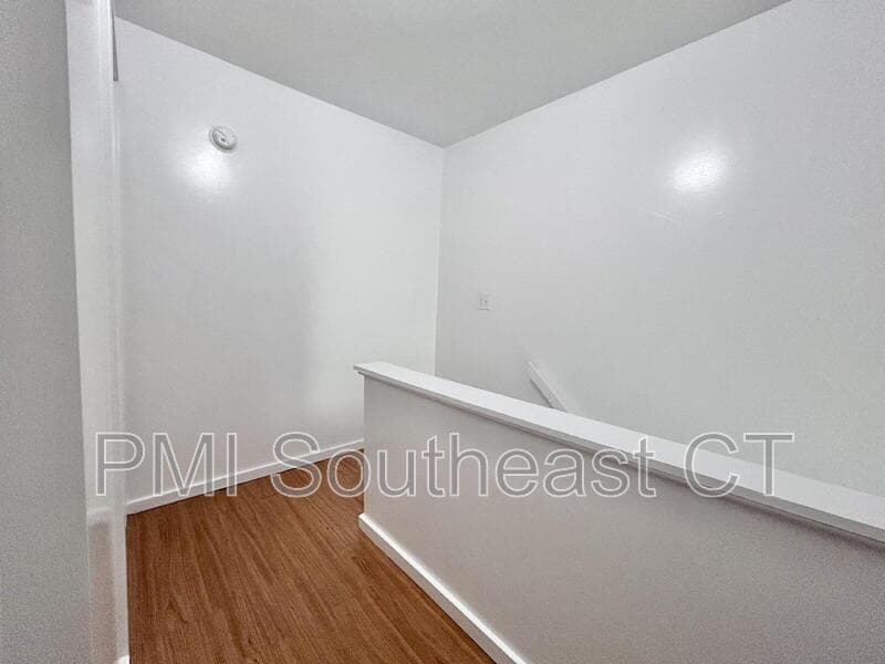 New London Condo: 39 Shaw St