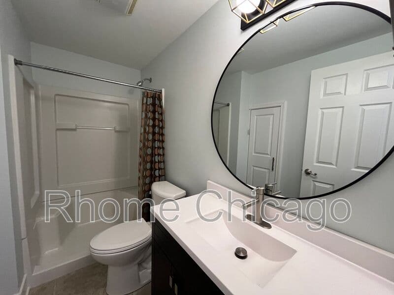Carol Stream House: 1034 Idaho St.