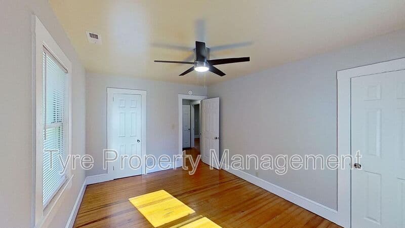 Greenville House: 109 N Eastern Street