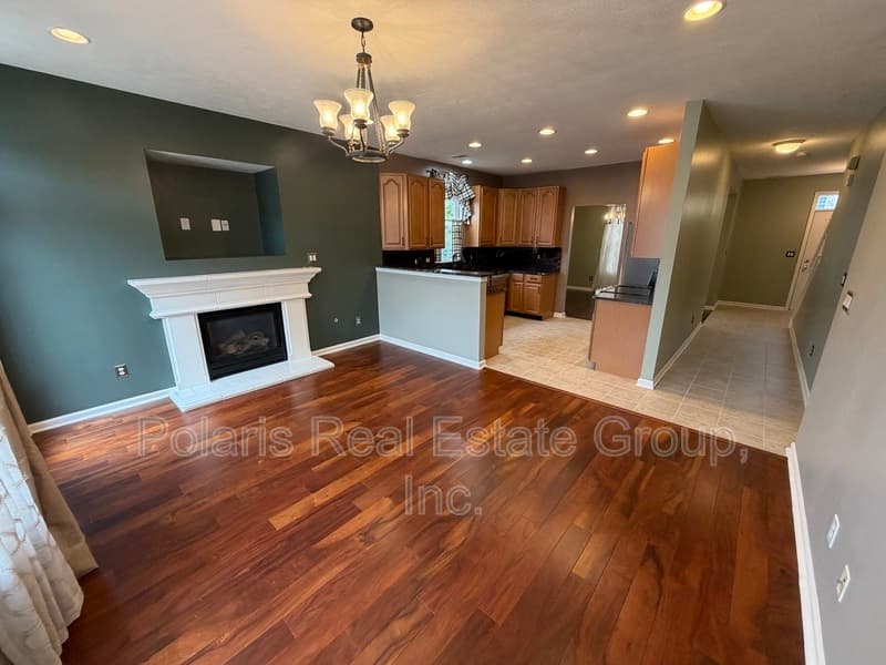 Fishers Condo: 13535 Molique Blvd