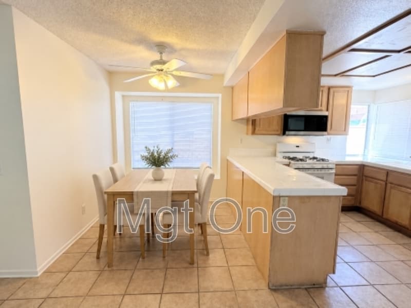Moreno Valley House: 25215 Morning Dove Way